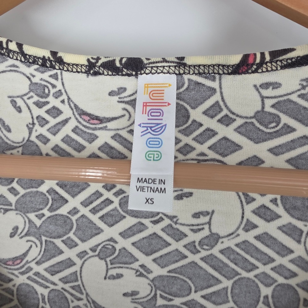 LuLaRoe Disney Classic T Shirt Women XS Cream Black Mickey Mouse Lattice Print - Picture 3 of 6